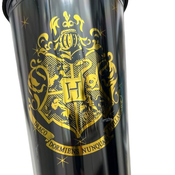 Harry Potter Hogwarts Crest Warner Bros black and gold travel tumbler cup 22 oz - Picture 5 of 12